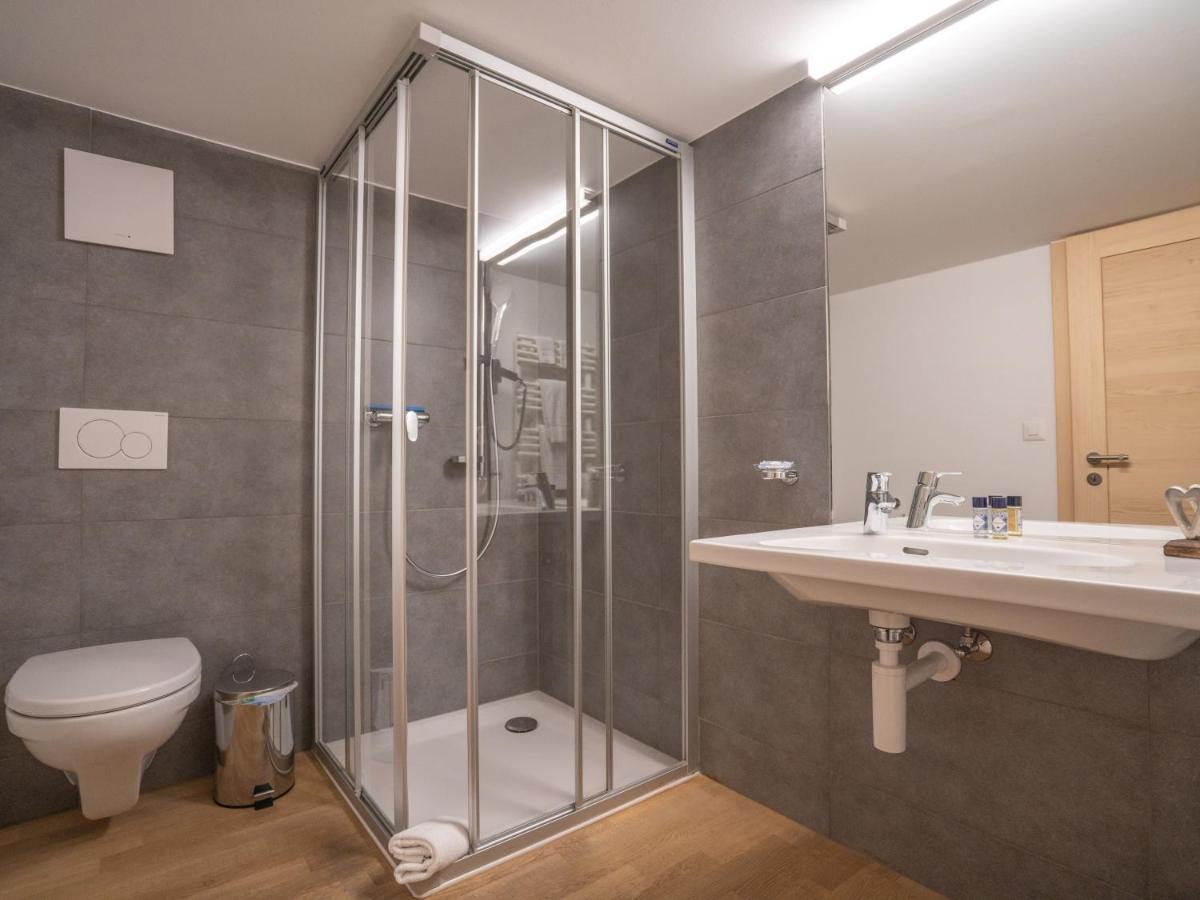 Hotel Wasserfall Jaun Extérieur photo