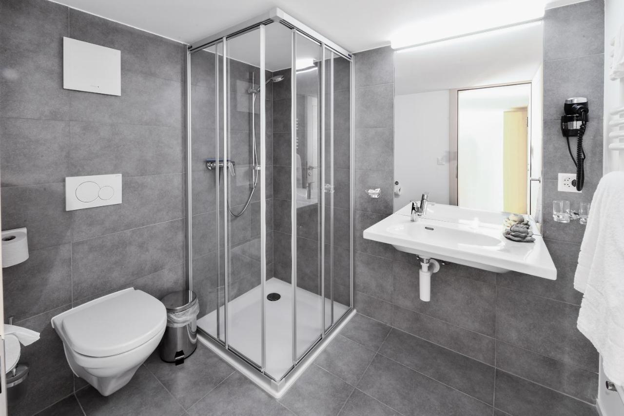 Hotel Wasserfall Jaun Extérieur photo