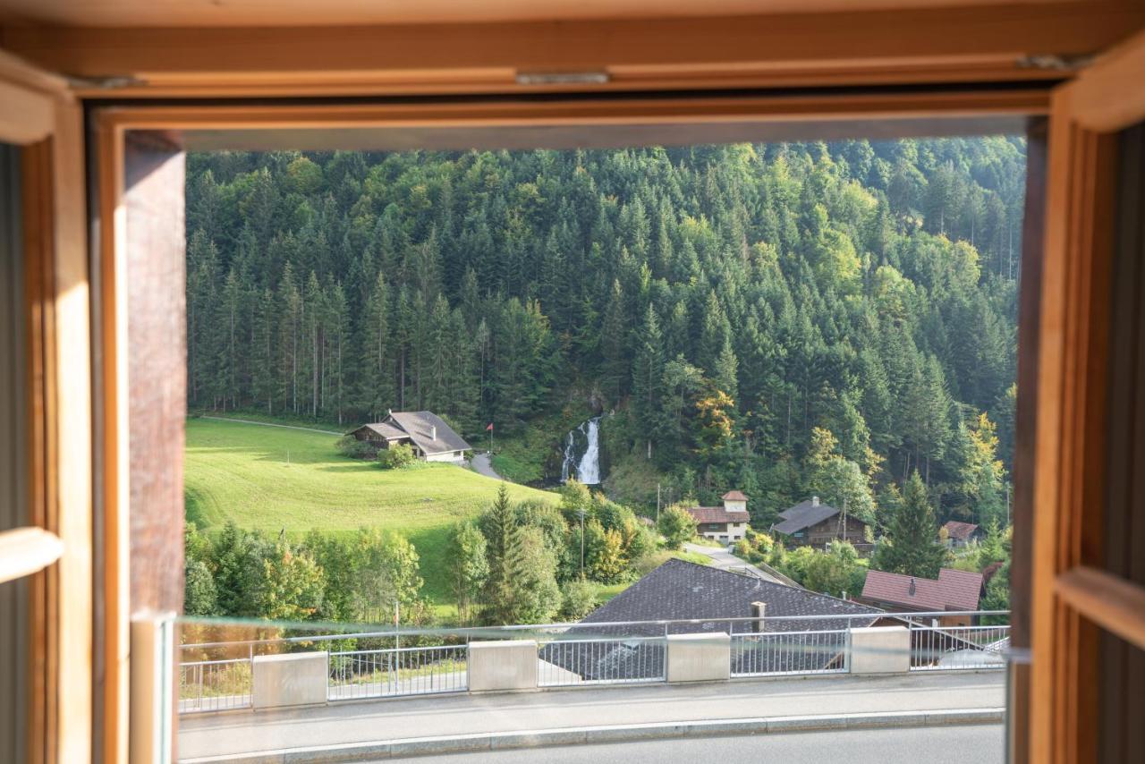 Hotel Wasserfall Jaun Extérieur photo